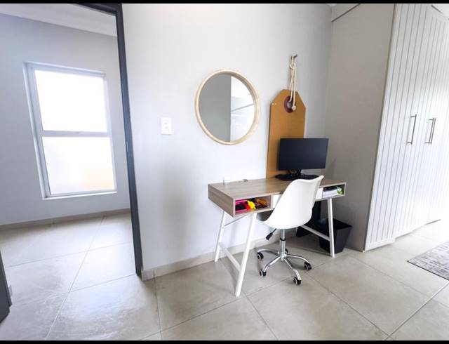 4 BEDROOM HOUSE FOR SALE IN MIDSTREAM RIDGE